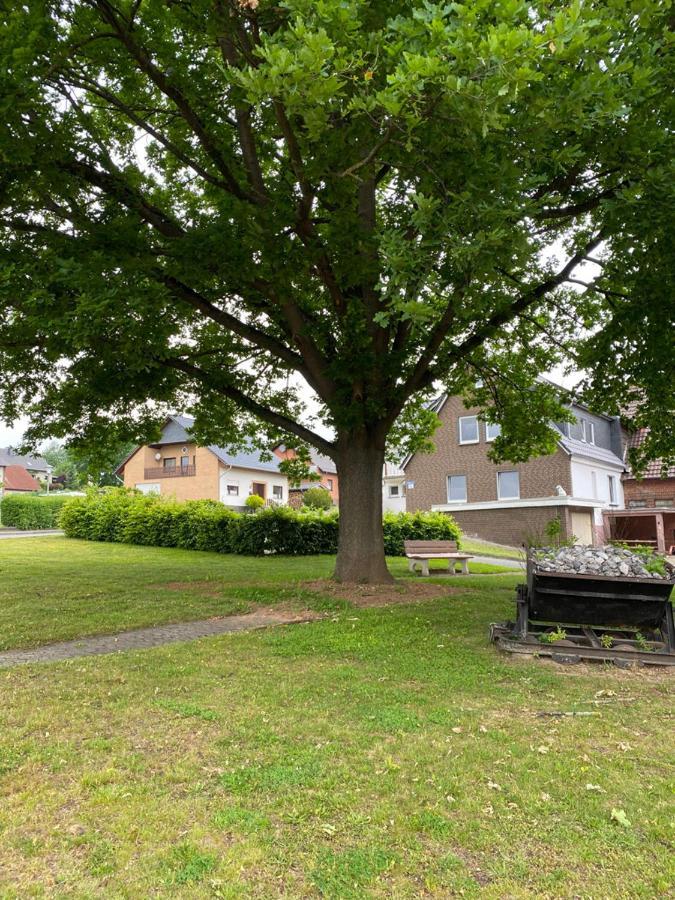 Familienfreundliche Ferienwohnung Tina Rollshausen Exteriör bild